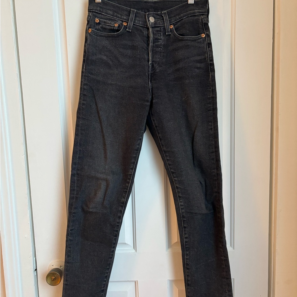 Levi's Black Straight Leg Jeans with Rich Tone
